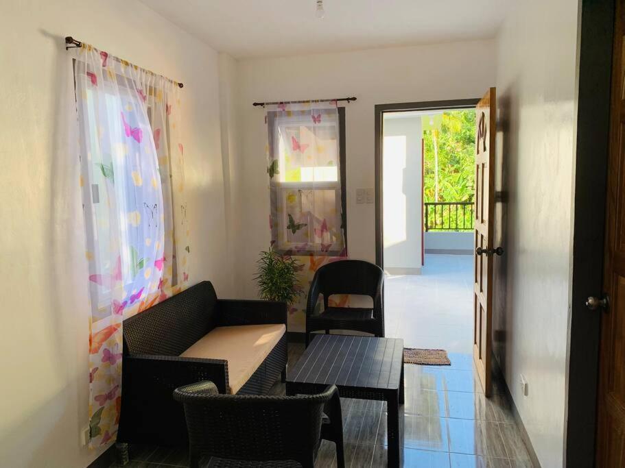 Romblon Transient House Apartment Екстериор снимка