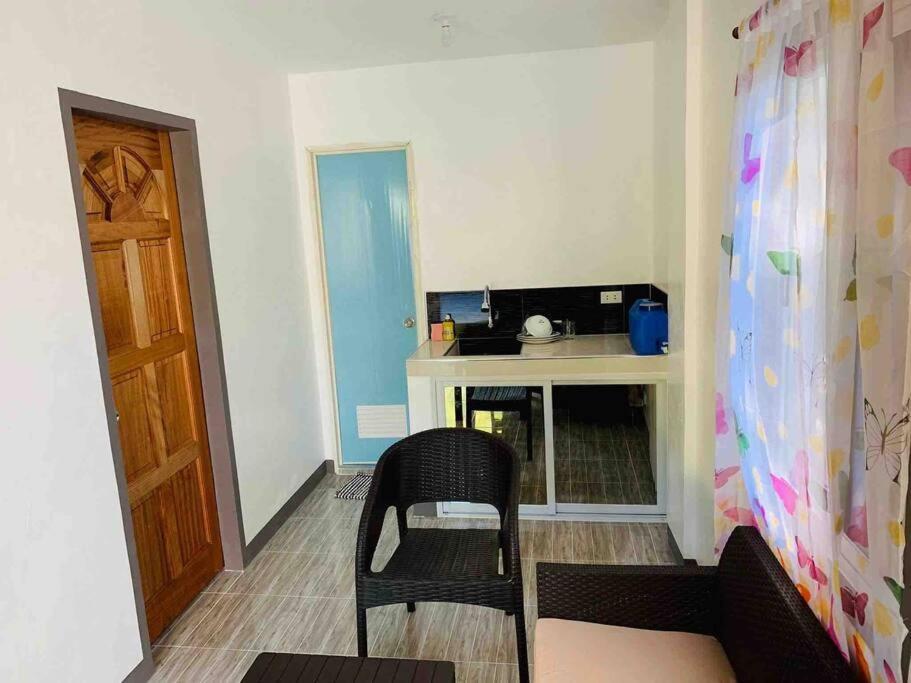 Romblon Transient House Apartment Екстериор снимка